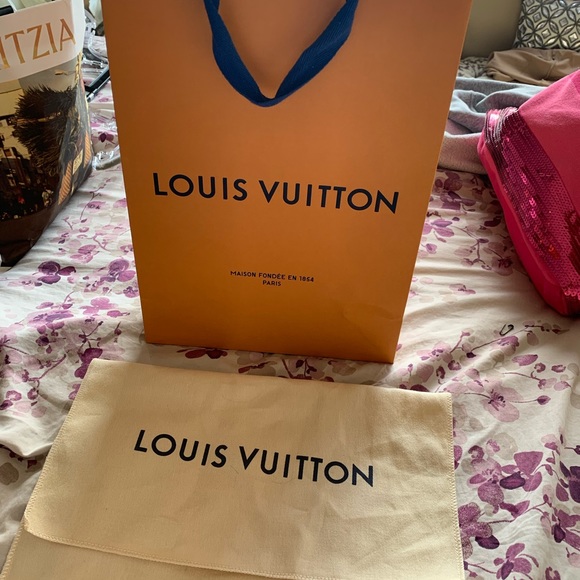 SOLD Authentic Louis Vuitton Dustbag and Shopping Bag - Picture 4 of 6